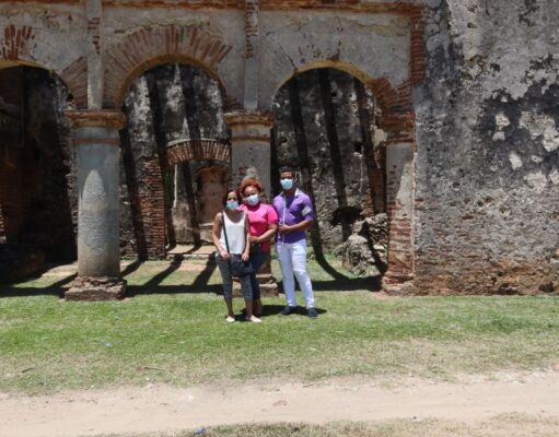 Invasores atacan con todo el pie a Las Ruinas de Palavé, en Santo Domingo Oeste