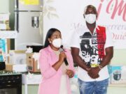Diputada Leyvi Bautista agasaja a 300 madres de Santo Domingo Oeste