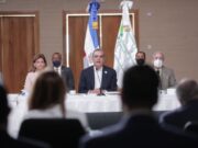 Poder Ejecutivo presenta en mesa de diálogo propuesta de reforma constitucional