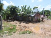 En el Tanque Azul, en la zona de expansión de Manoguayabo, denuncian cierre ilegal de calles y otros males